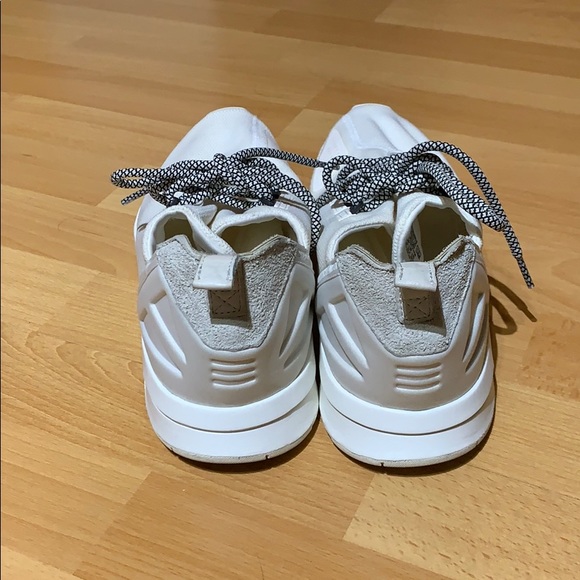 Adidas shoes - Picture 4 of 14